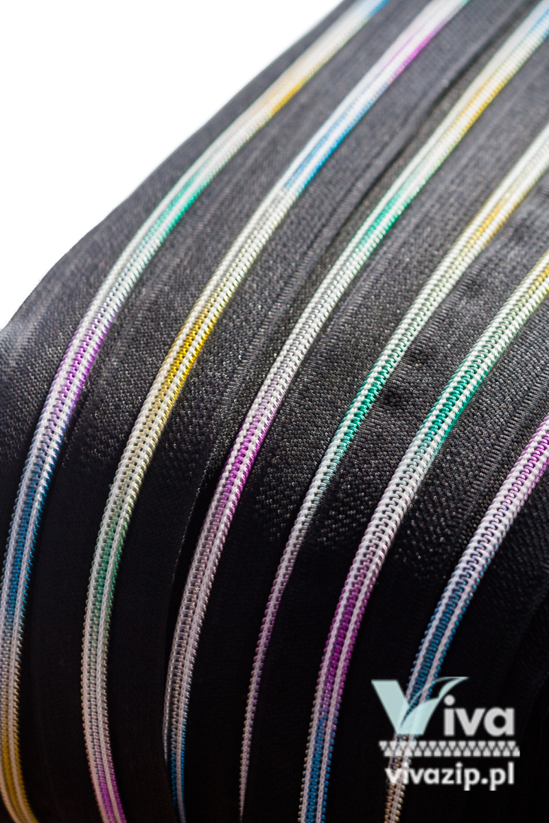 Nylon coil No. 5 tape, color No. 310 with a multi-colored spiral